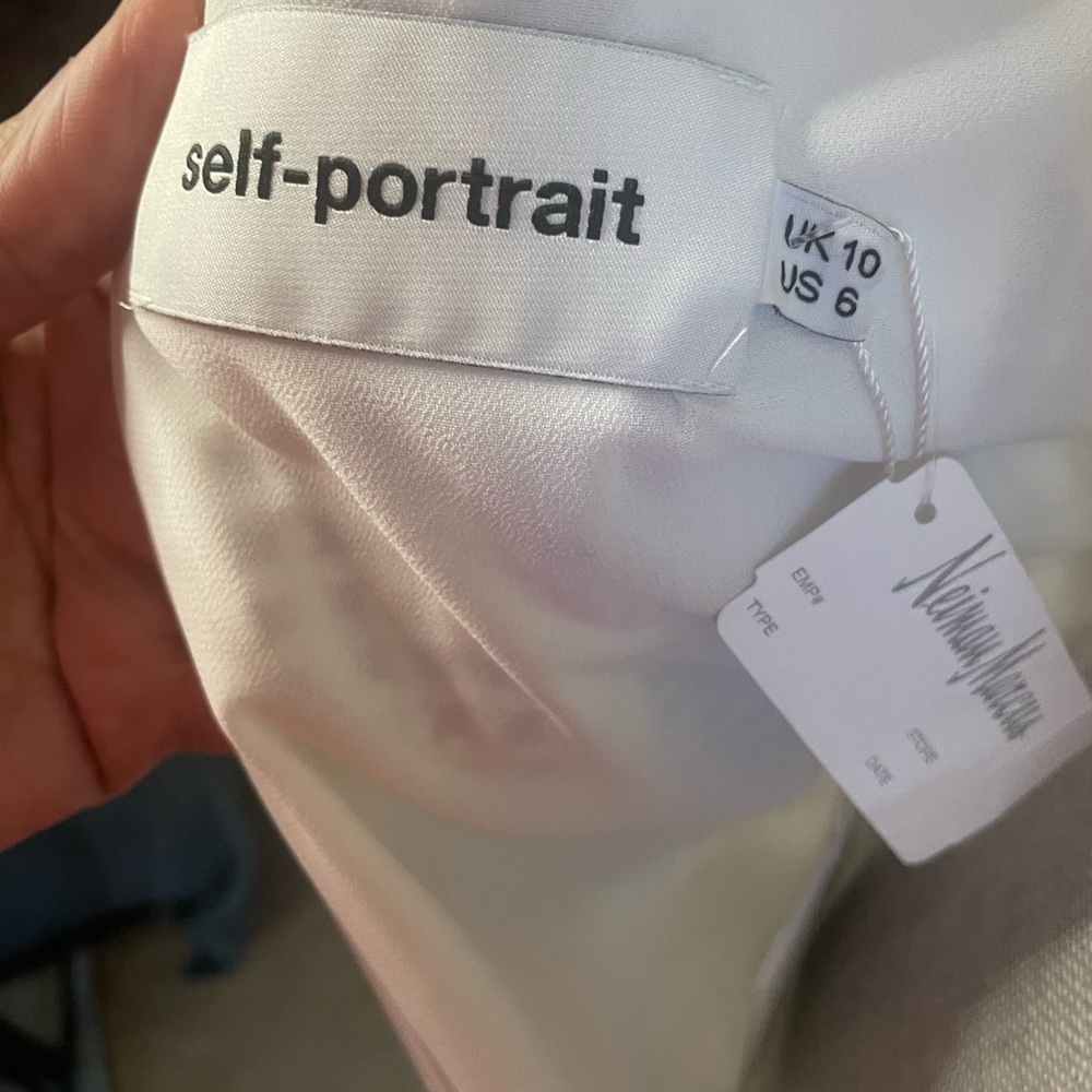 NWT Self-Portrait White Embroidered Dress. Sz 6 - Picture 7 of 11